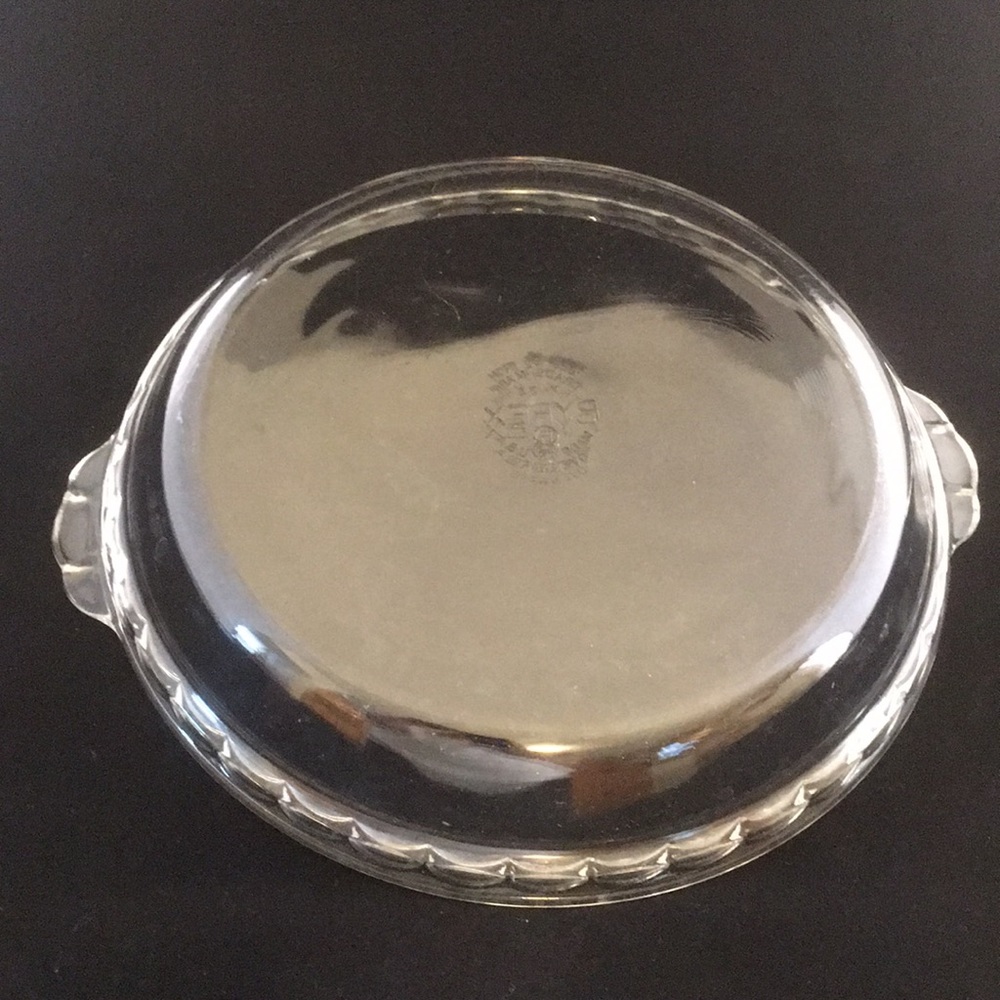Pyrex pie plate - Picture 3 of 7
